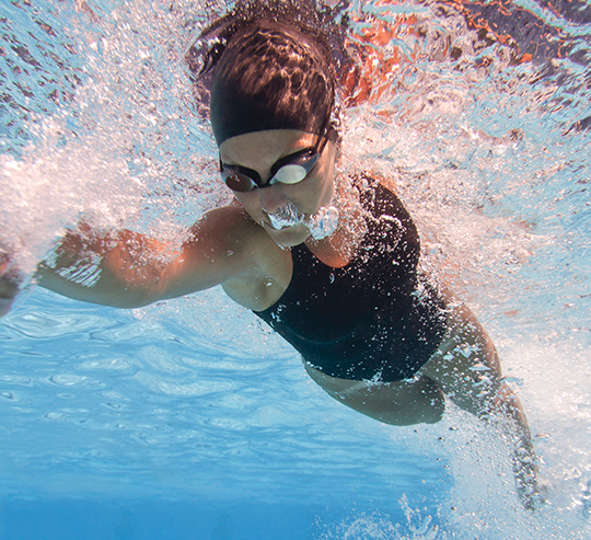 Underwater image of a front crawl swimming motion
